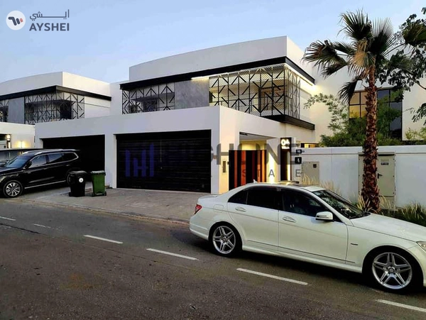 Luxury 4 Bedroom Villa near Kite Beach