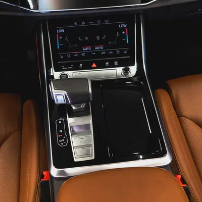 AED  3,736  PM • 0% Downpayment •  Audi Q8 55 TFSI quattro S Line • Agency Warranty-11