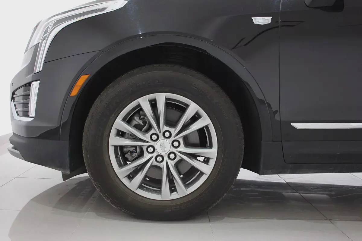 Brand New 2025 Cadillac XT5 Premium Luxury AWD | GCC Specs | Zero KM-5-5