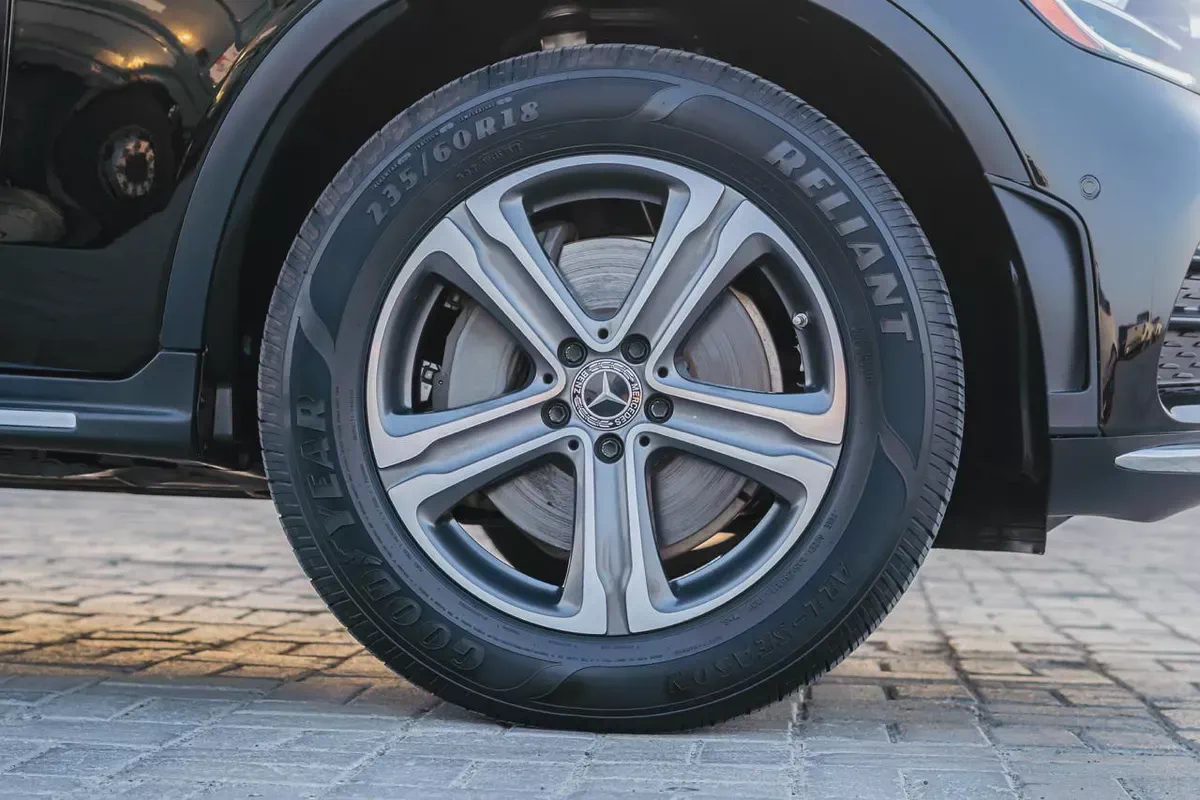 MERCEDES-BENZ GLC-CLASS 300 2021-6-6