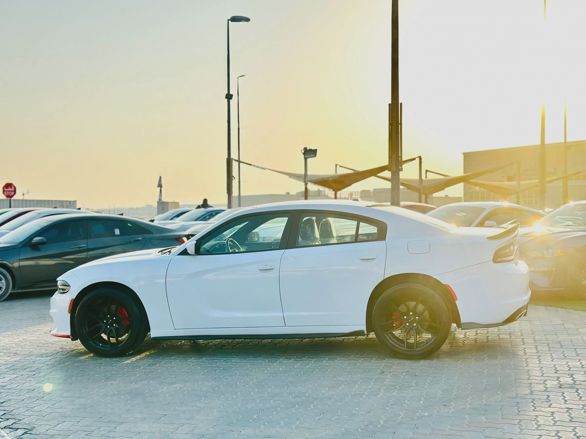 2022 Dodge Charger SXT-4-4
