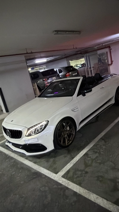 urgent sale MERCEDES BENZ C63 2017-0