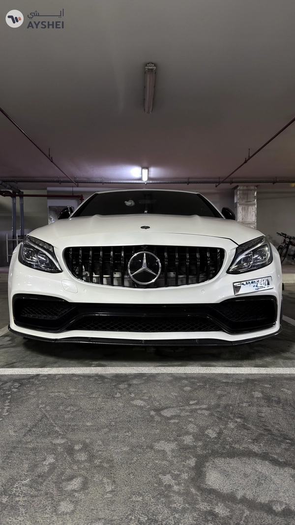 urgent sale MERCEDES BENZ C63 2017