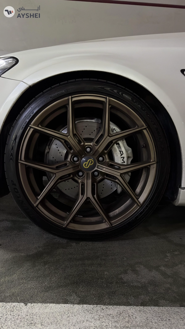 urgent sale MERCEDES BENZ C63 2017