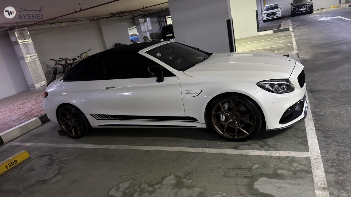 urgent sale MERCEDES BENZ C63 2017-10-10
