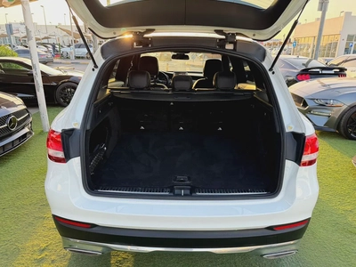 Mercedes-Benz GLC 300 4MATIC 2018 | American Specs | Pristine Condition-15