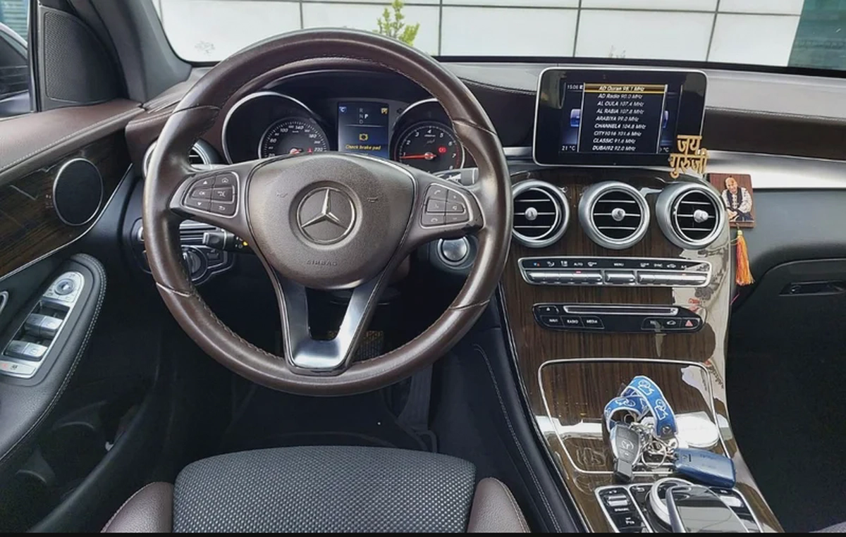 2017 MERCEDES GLC250 low mileage || accident free || single owner-10-10