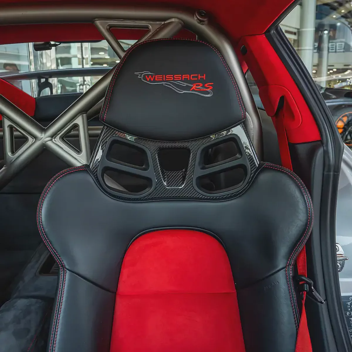 2018 PORSCHE GT2 RS WEISSACH DONE ONLY 5000KM-9-9