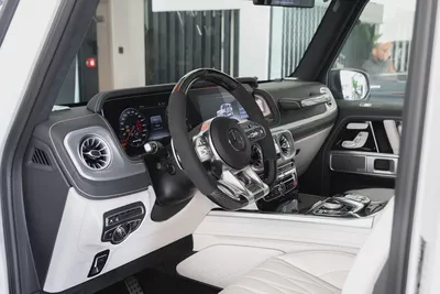 Mercedes-Benz G63 AMG | Fully loaded | Original Matte White | Japanese Specs-9