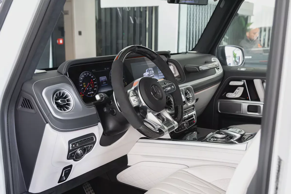 Mercedes-Benz G63 AMG | Fully loaded | Original Matte White | Japanese Specs-9-9