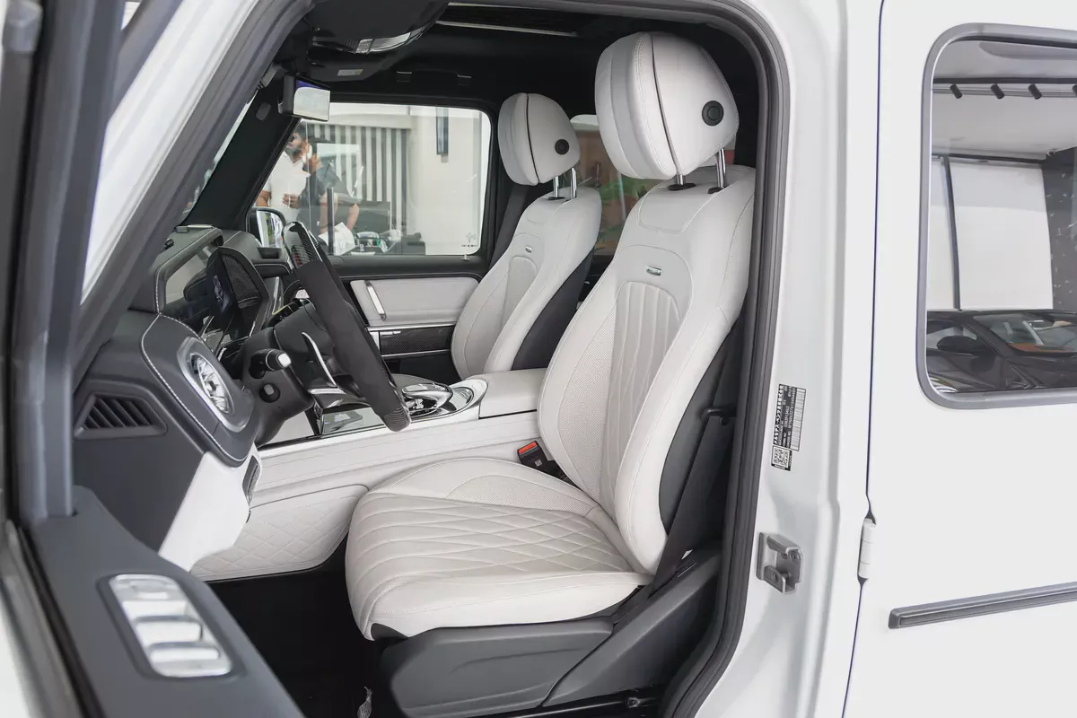 Mercedes-Benz G63 AMG | Fully loaded | Original Matte White | Japanese Specs-8-8