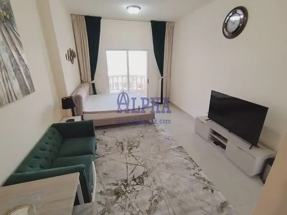 Golf View Fully Furnished Studio