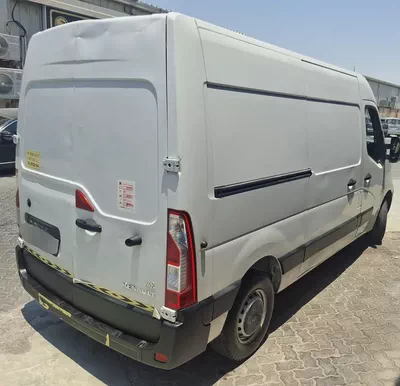 Renault Master 2020 2.3T Panel Van (L4H3) GCC Specs - Excellent Condition-1