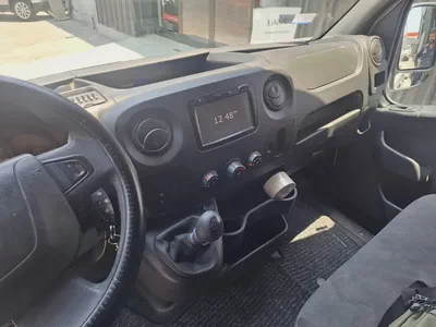 Renault Master 2020 2.3T Panel Van (L4H3) GCC Specs - Excellent Condition-6