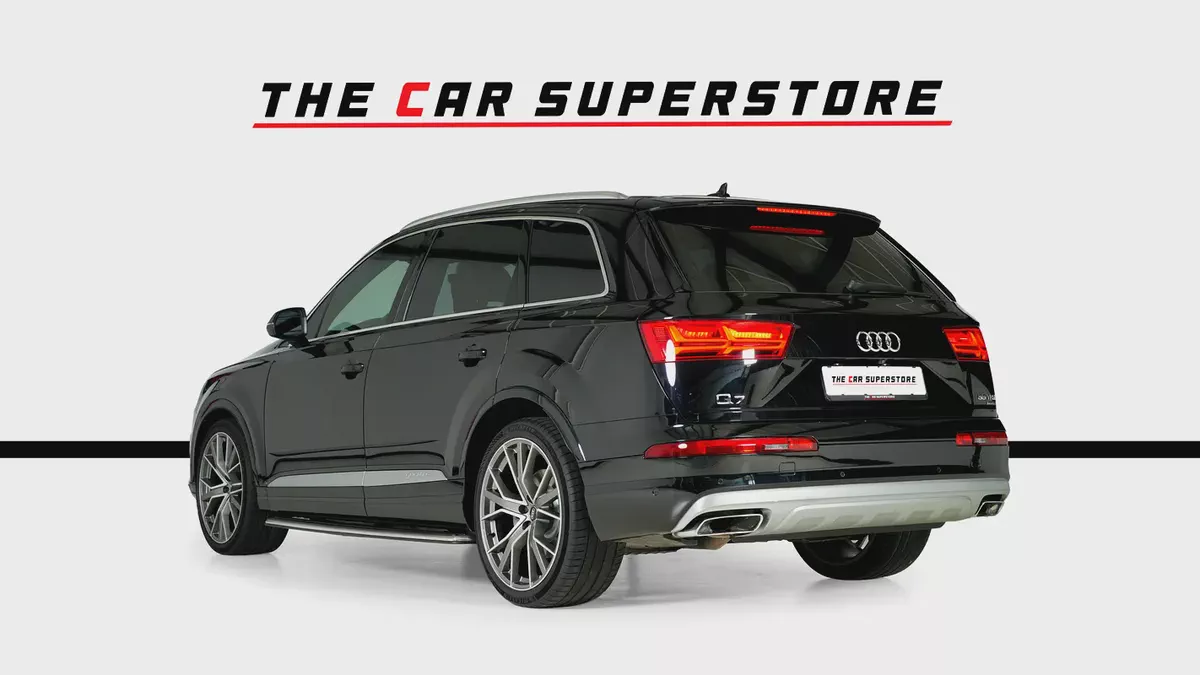 Audi Q7 SLine-GCC-7Seats-Premium Leather Interior-22 Inch S Design Rims-Excellent Condition-Audi FSH-5-5