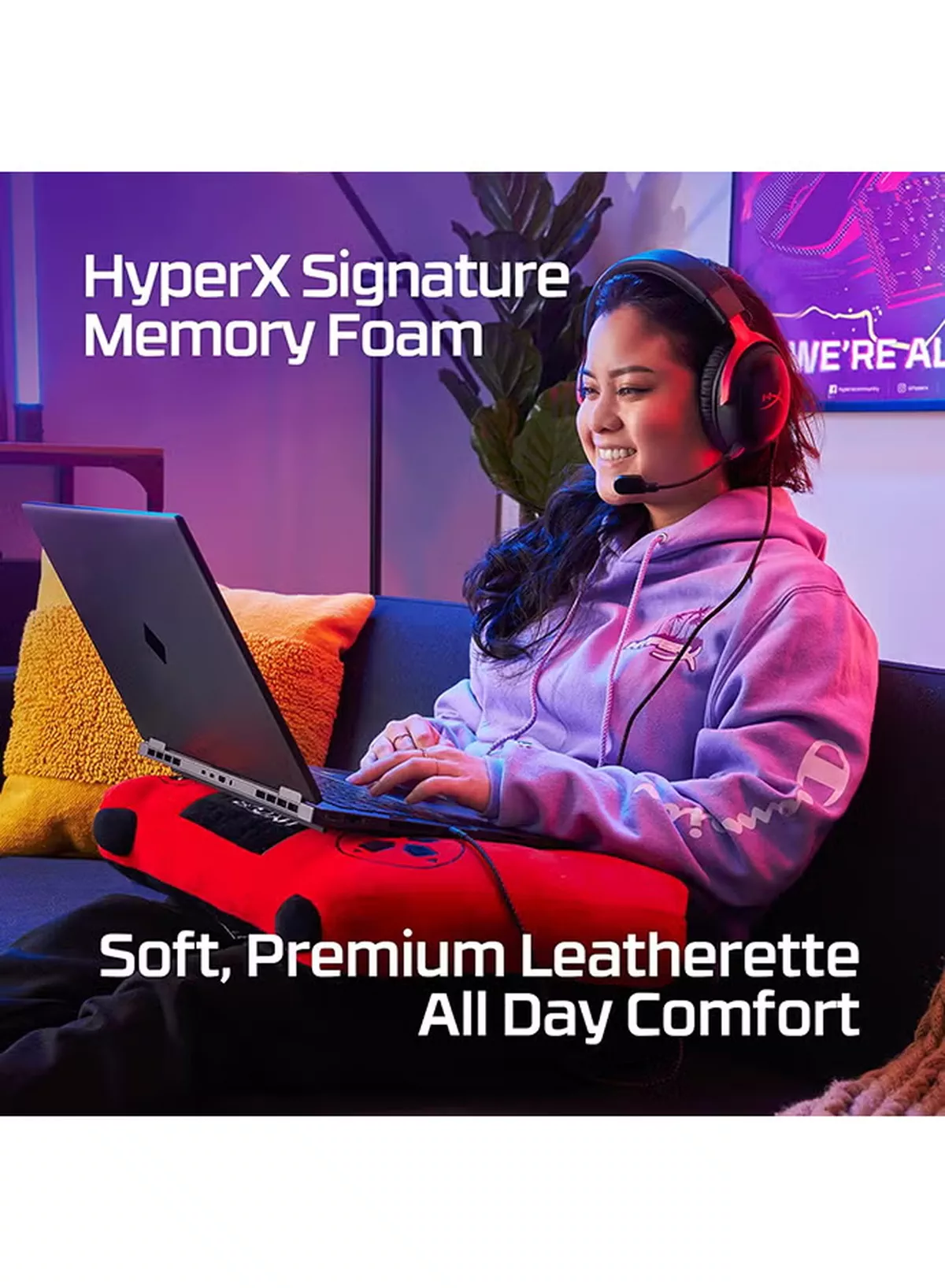 HyperX Cloud III Wired Gaming Headset, For PC / PS5 / PS4 / Xbox Series, Angled 53mm Drivers, Noise Cancelling, With LED Mic Mute Indicator, 10Hz-21kHz Frequency Response, Black/Red | 727A9AA-5-5