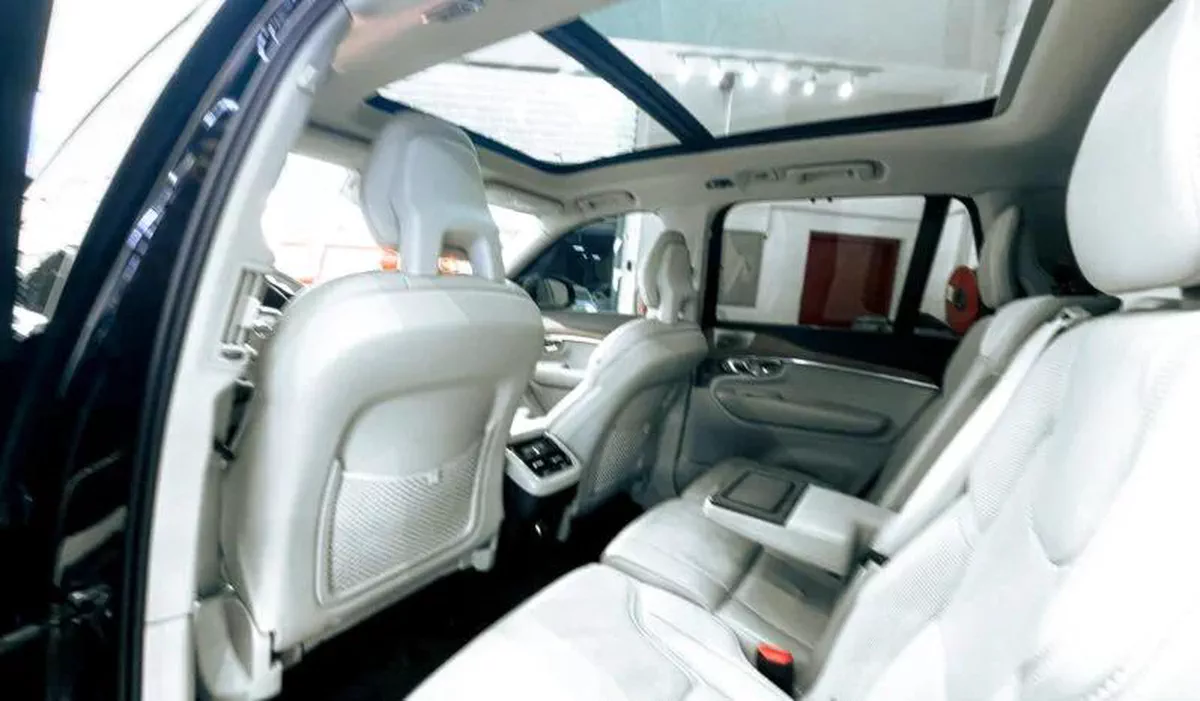 2020 Volvo XC90 T6 Inscription Highline 2.0L V4 // EMI starting from 2,100 AED-4-4