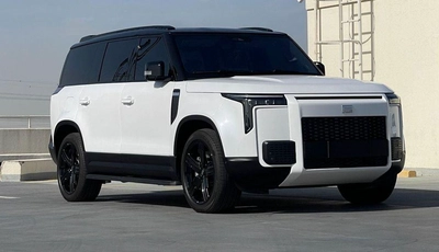 ROX 01 VIP 6 SEATERS 1.5L-4CYL RANGE EXTENDER + DUAL ELECTRIC MOTORS AWD-0