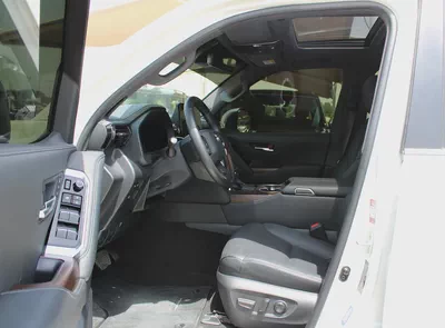 Toyota Land Cruiser VXR 2025 | GCC  Orginal piant-7