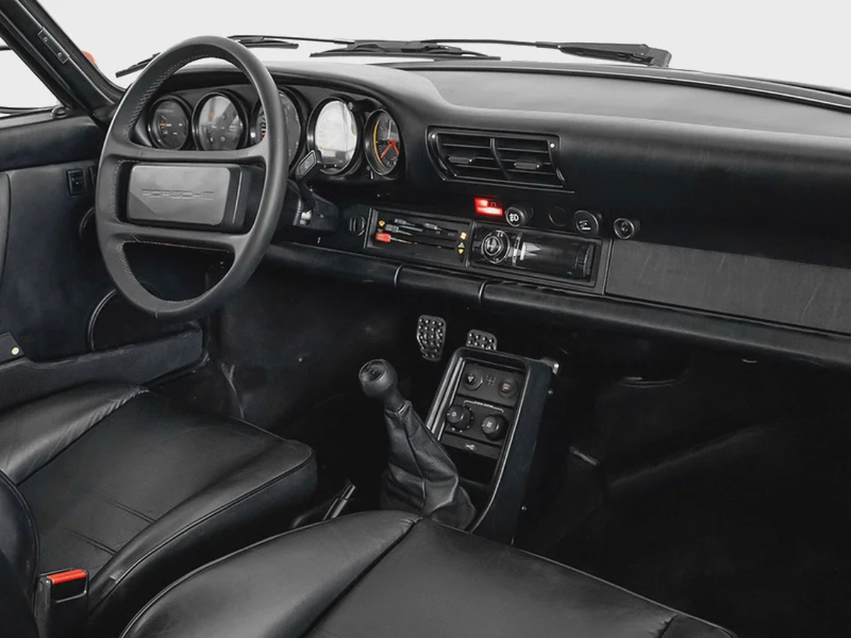 CASH ONLY: 629,000 AED | 1988 Porsche 911 Turbo 930 / Perfect Condition / Fully Restored-9-9