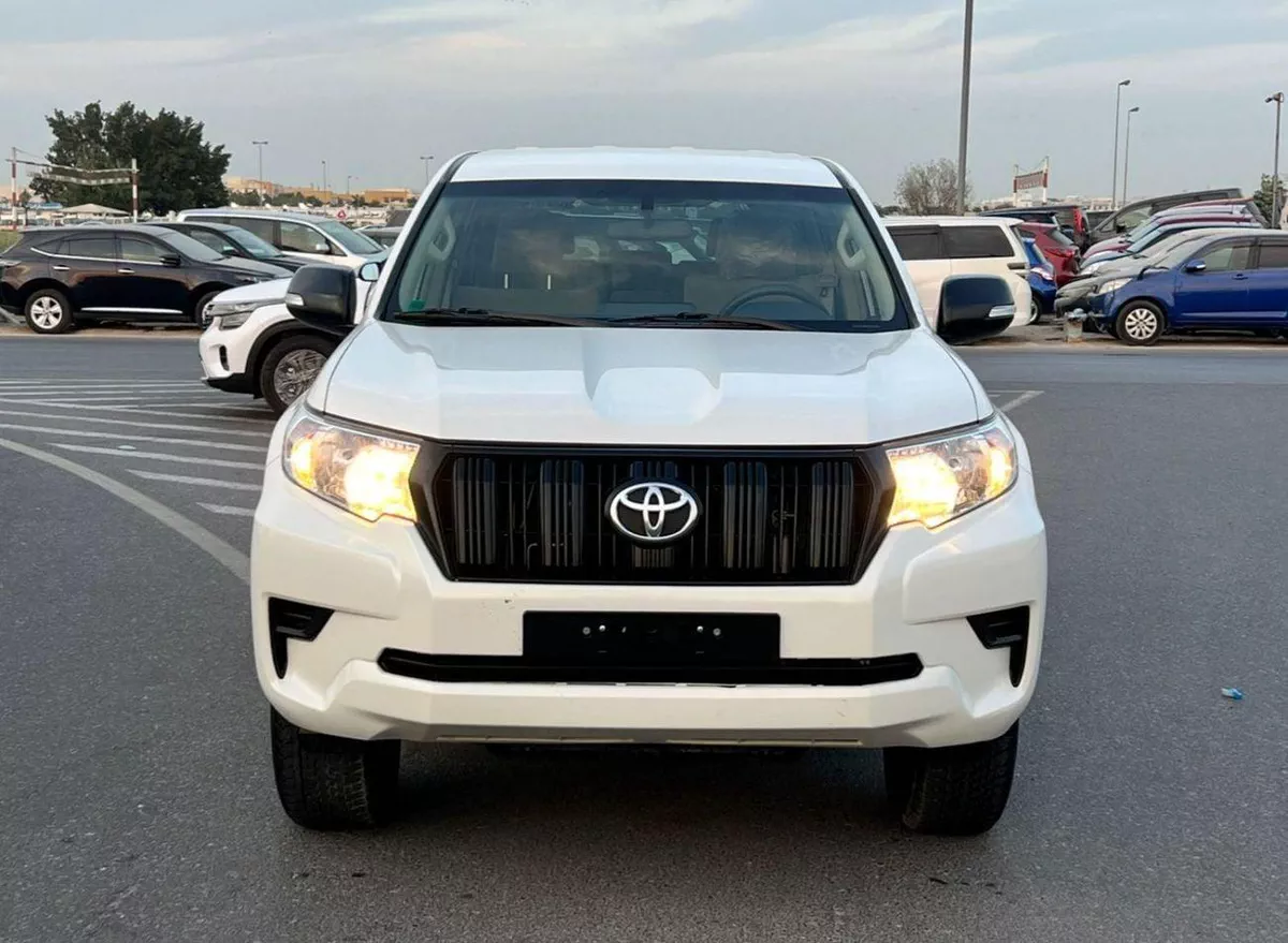 Toyota Prado TXL1 2023 Toyota Prado 2.7L V4-Petrol- AWD 4x4 - GCC -No Accident Free - 7 Seater - 3600-1-0