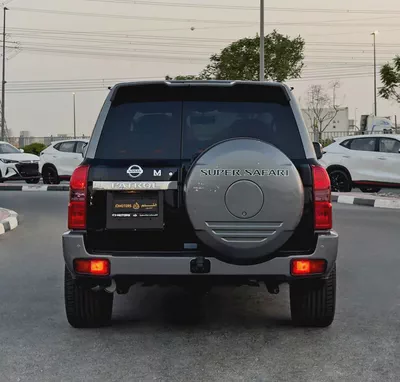2023 Nissan Patrol Super Safari 3-Door, Dealer Warranty, GCC Specifications-5
