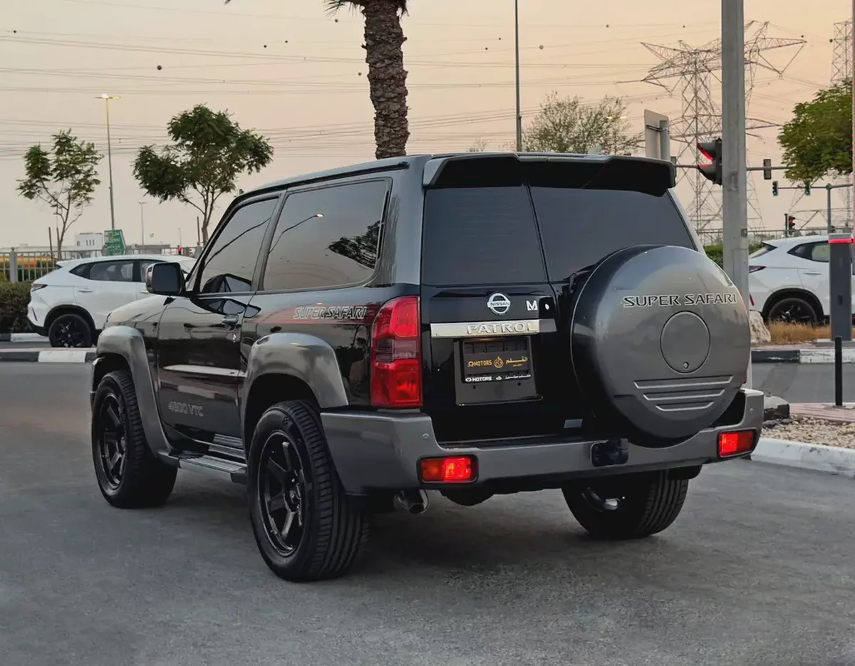 2023 Nissan Patrol Super Safari 3-Door, Dealer Warranty, GCC Specifications-4-4