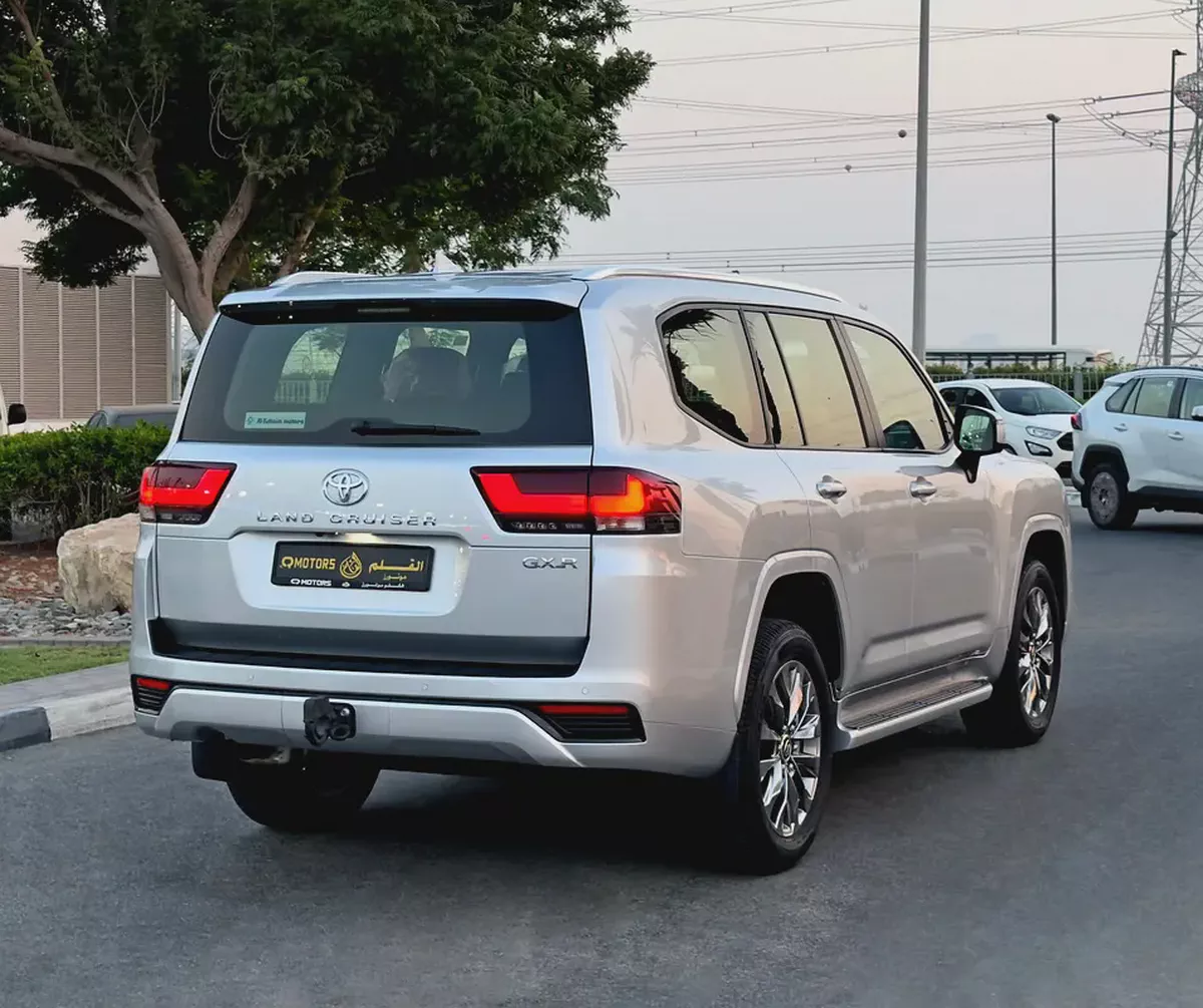 2024 Toyota Land Cruiser GXR 4.0, Dealer Warranty, GCC Specifications-6-6
