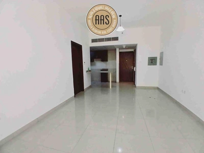 Lavish 1BR ★ Ready to Move With All Amenities★ Close To RTA Bus-1