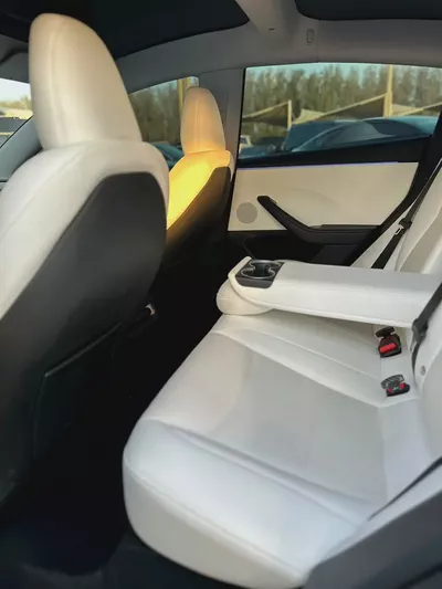 2025 Tesla Model 3 Long Range | GCC Specs | Brand New Condition-5