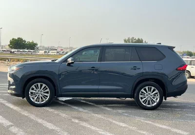 Toyota Grand Highlander  2024 Toyota Grand Highlander PLATINUM 2.4L V4 Turbo - Panoramic View - 360* 5 CAM - HUD - AWD 4x4 Fu-16