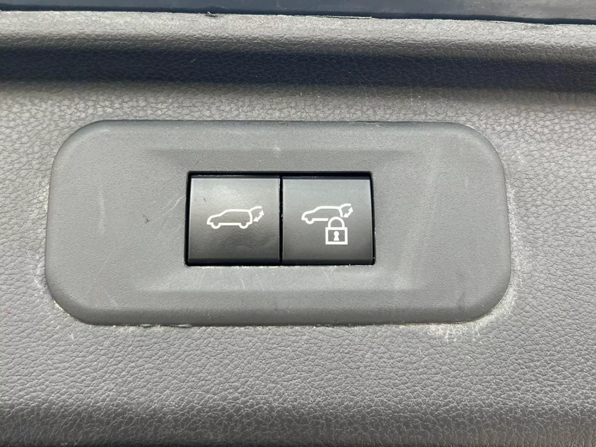 Toyota Grand Highlander  2024 Toyota Grand Highlander PLATINUM 2.4L V4 Turbo - Panoramic View - 360* 5 CAM - HUD - AWD 4x4 Fu-17-0