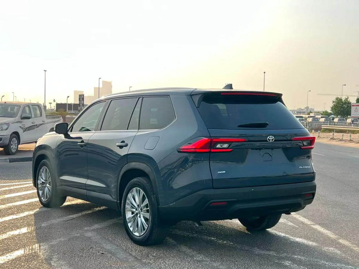 Toyota Grand Highlander  2024 Toyota Grand Highlander PLATINUM 2.4L V4 Turbo - Panoramic View - 360* 5 CAM - HUD - AWD 4x4 Fu-3-0