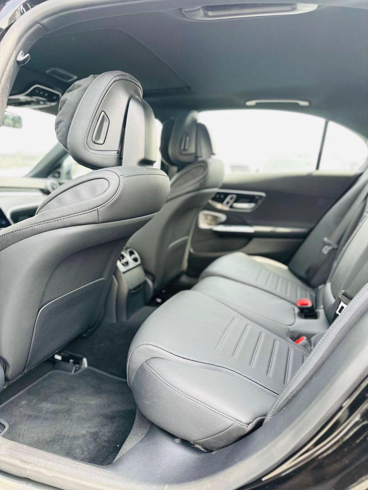 Mercedes-Benz C 200 AMG-4-4