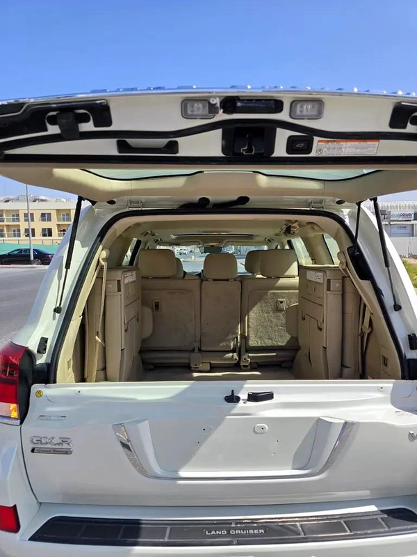 Toyota Land Cruiser GXR V6 Grand Touring 2019 GCC Specs