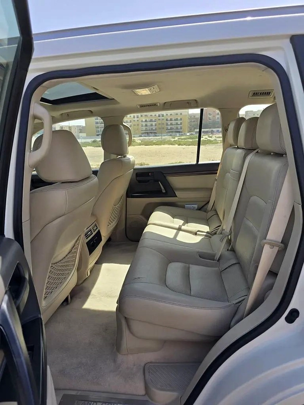 Toyota Land Cruiser GXR V6 Grand Touring 2019 GCC Specs