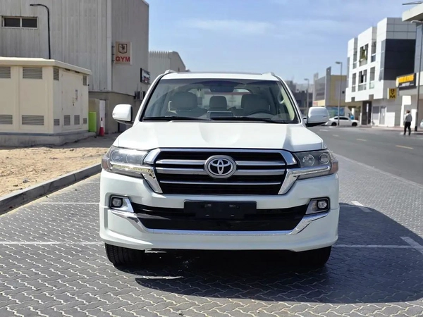 Toyota Land Cruiser GXR V6 Grand Touring 2019 GCC Specs