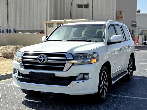 Toyota Land Cruiser GXR V6 Grand Touring 2019 GCC Specs