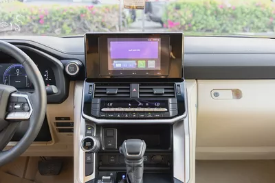 LAND CRUISER GXR | LC300 | 2026 | GCC | 4WD | V6 3.5L | 1 electric chair | Petrol | 7 seat |-16
