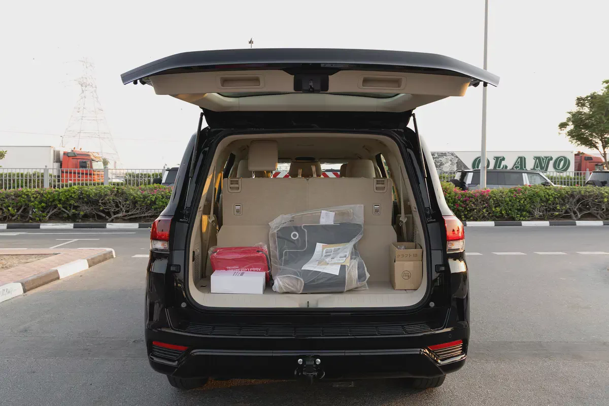 LAND CRUISER GXR | LC300 | 2026 | GCC | 4WD | V6 3.5L | 1 electric chair | Petrol | 7 seat |-19-19