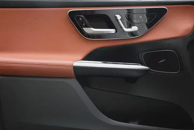 4,113 P.M |  GLC 200 Premium Plus | 0% Downpayment | Mercedes Warranty!-12
