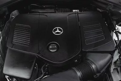 4,113 P.M |  GLC 200 Premium Plus | 0% Downpayment | Mercedes Warranty!-13