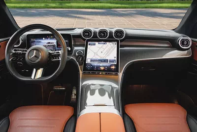 4,113 P.M |  GLC 200 Premium Plus | 0% Downpayment | Mercedes Warranty!-7