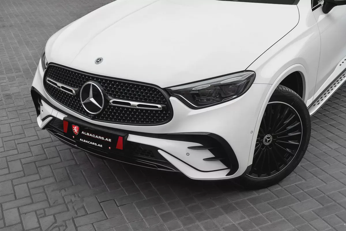 4,113 P.M |  GLC 200 Premium Plus | 0% Downpayment | Mercedes Warranty!-6-6