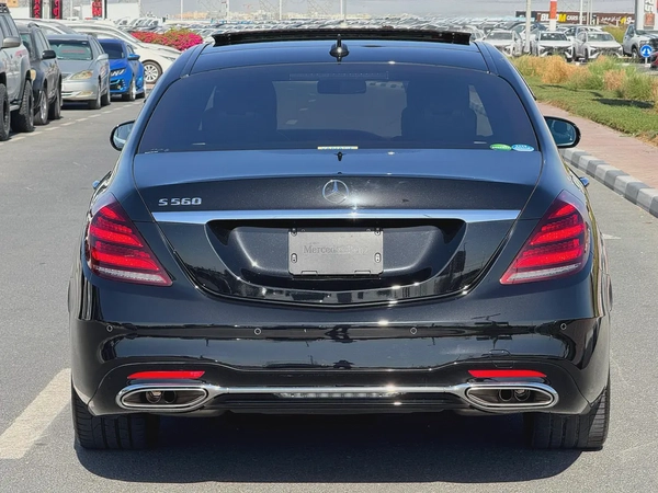 Mercedes-Benz S450L long wheel Base  Auction Grade 4.5/B All original Paint low Kilometer NEAT AND C