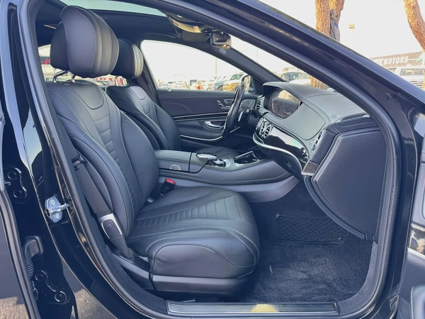 Mercedes-Benz S450L long wheel Base  Auction Grade 4.5/B All original Paint low Kilometer NEAT AND C