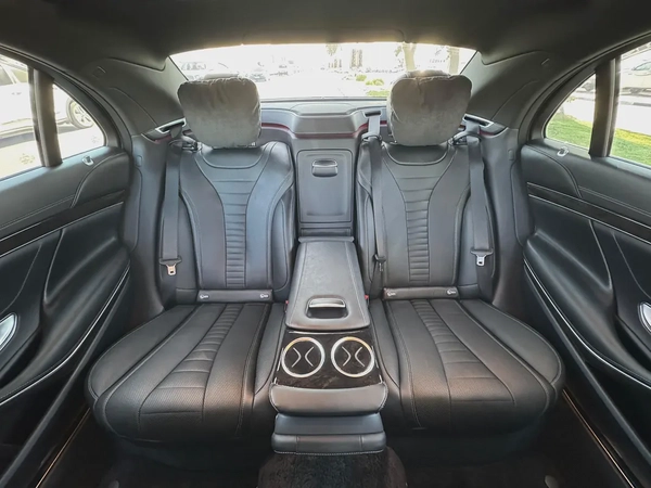 Mercedes-Benz S450L long wheel Base  Auction Grade 4.5/B All original Paint low Kilometer NEAT AND C