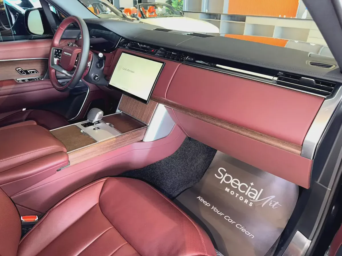 Range Rover Vogue HSE P530 | 2024 | GCC Specs | Warranty until  2029-9-9