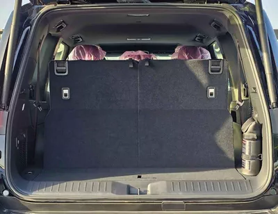 Toyota Land Cruiser GXR || 3.5L PETROL V6 / SMALL DVD / BIG BUMPER / 2 PWR SEAT + LEATHER / SUNROOF / CHROME CLADDING /-5