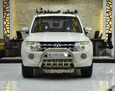 Mitsubishi Pajero GLS Di-D ( 2012 Model ) in White Color GCC Specs-4